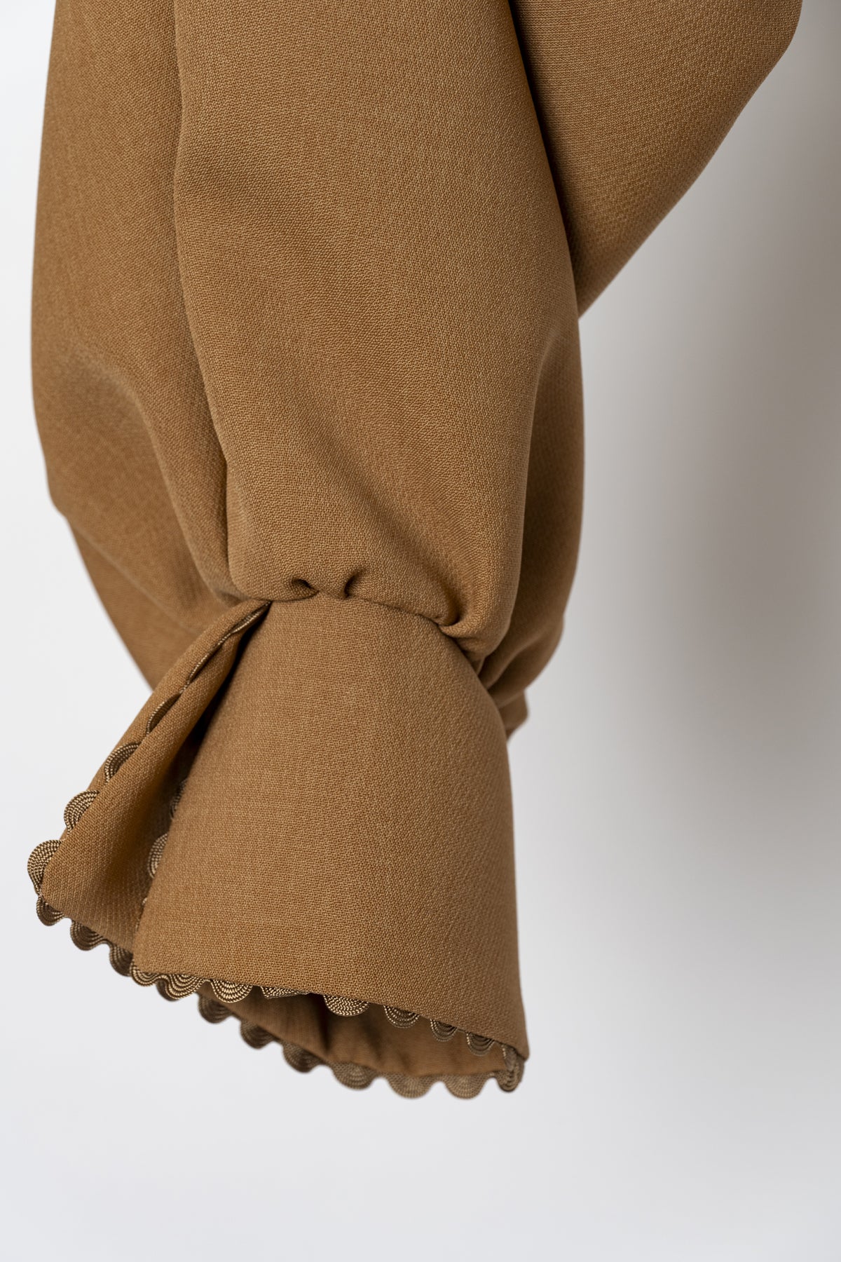 BIG SLEEVE SHIRT