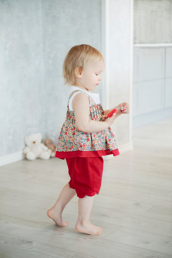 SCALLOPED SHORT PANTS