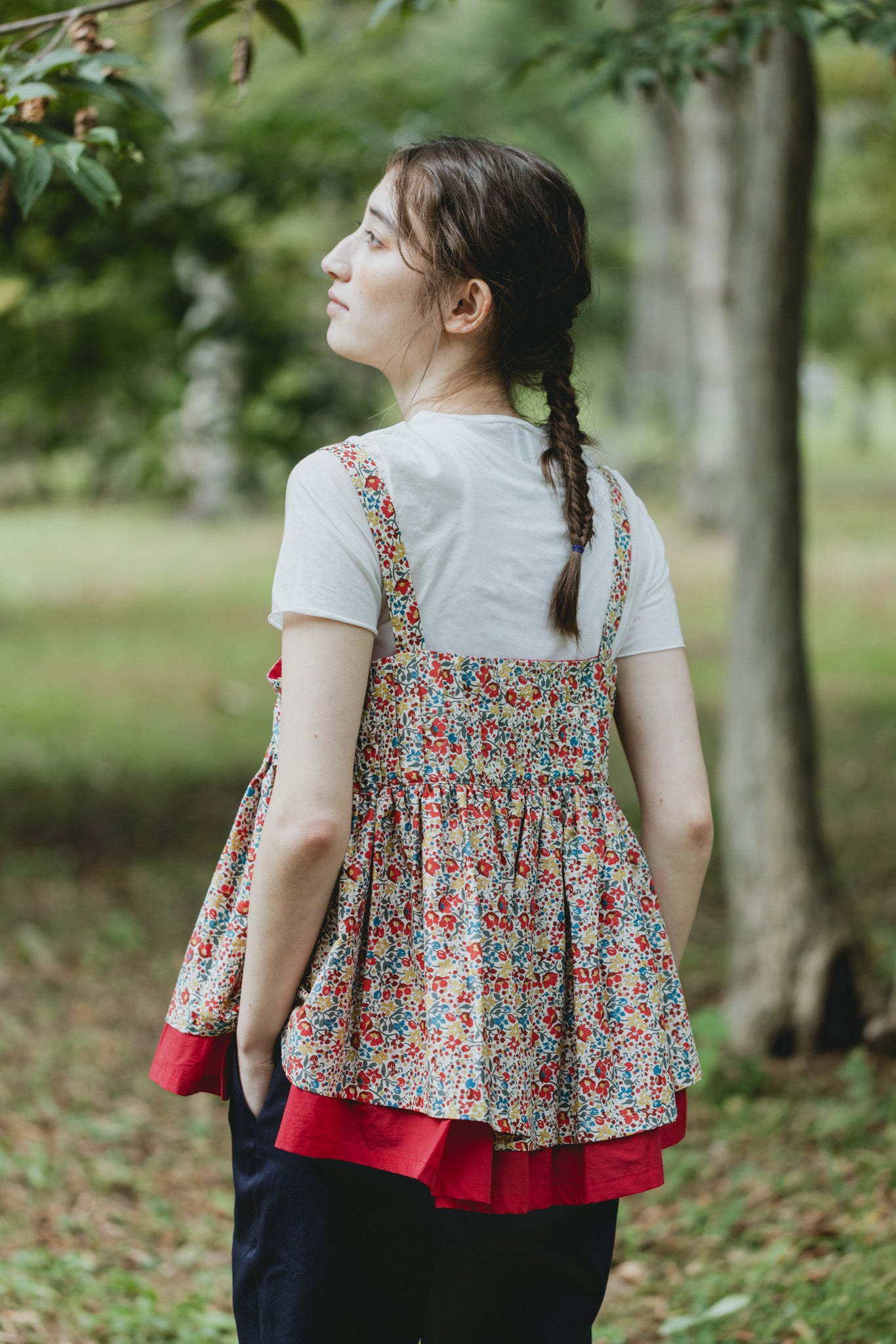 DOUBLE LAYERED SLEEVELESS TOP LIBERTY for Adults