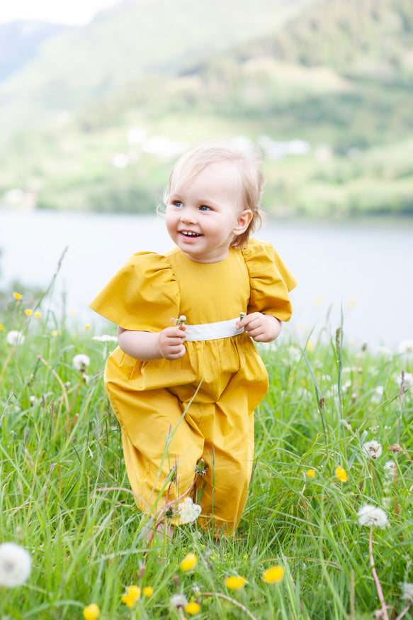 BACK RIBBON JUMPSUIT
