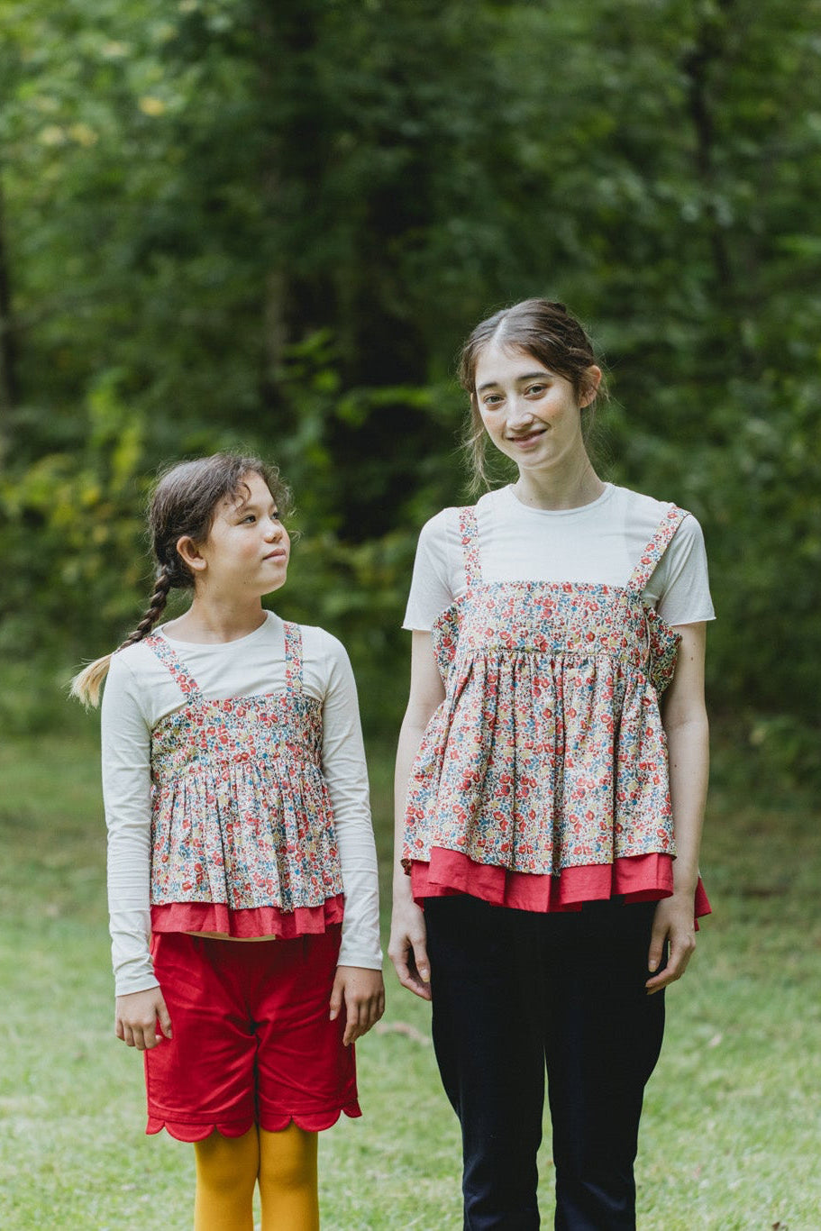 DOUBLE LAYERED SLEEVELESS TOP LIBERTY